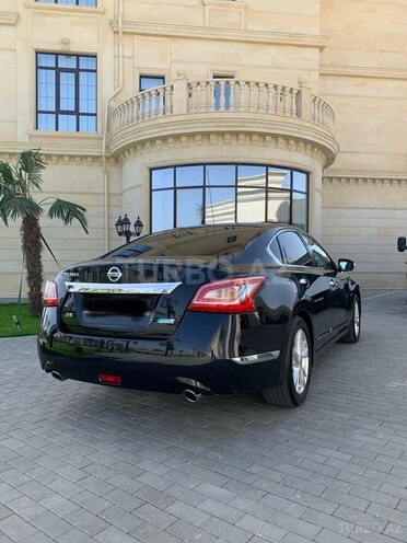 Nissan Teana-6