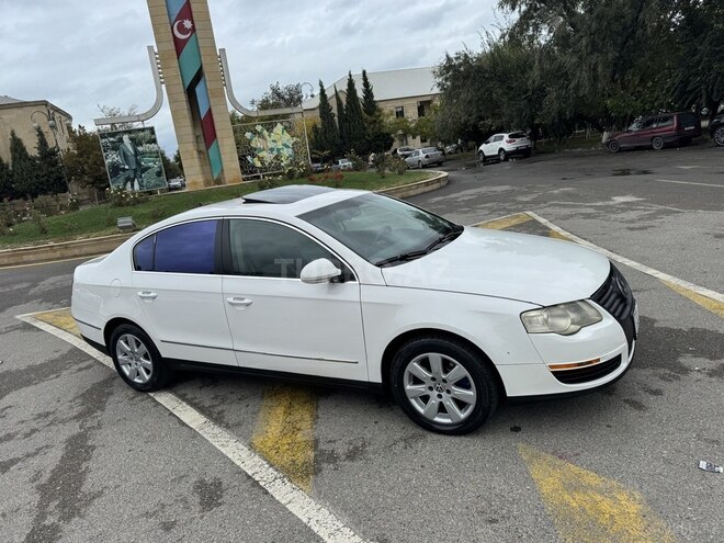 Volkswagen Passat 2005, 256,000 km - 2.0 l - Sumqayıt