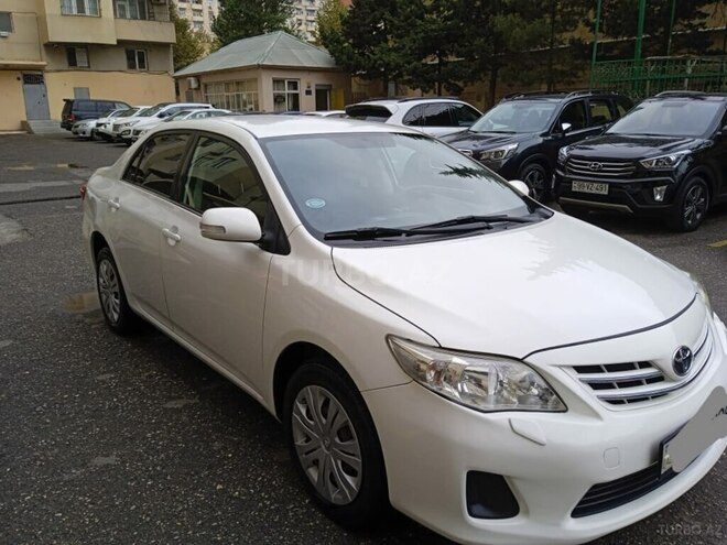 Toyota Corolla 2013, 190,000 km - 1.6 l - Bakı
