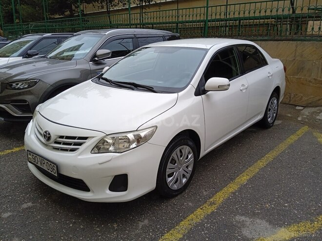 Toyota Corolla 2013, 190,000 km - 1.6 l - Bakı