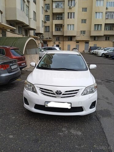 Toyota Corolla 2013, 190,000 km - 1.6 l - Bakı