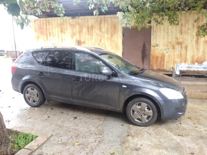 Kia Ceed 2008, 310,000 km - 1.4 l - Şabran