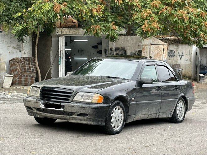 Mercedes C 240 1998, 231,111 km - 2.4 l - Bakı