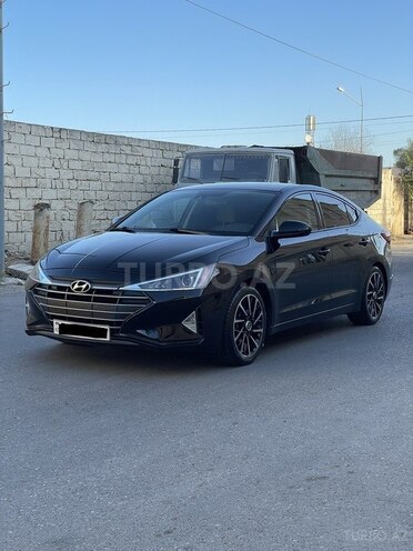 Hyundai Elantra 2019, 106,000 km - 2.0 l - Bakı