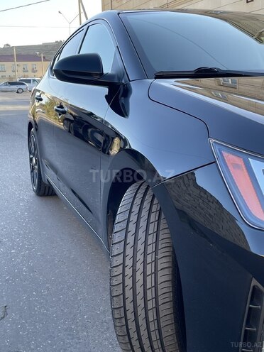 Hyundai Elantra 2019, 106,000 km - 2.0 l - Bakı