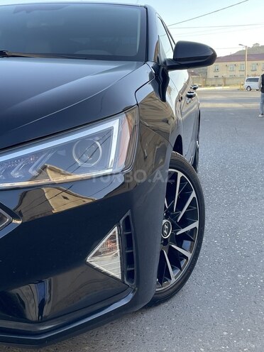 Hyundai Elantra 2019, 106,000 km - 2.0 l - Bakı
