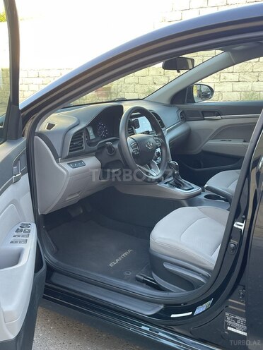 Hyundai Elantra 2019, 106,000 km - 2.0 l - Bakı