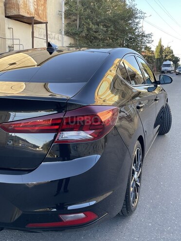 Hyundai Elantra 2019, 106,000 km - 2.0 l - Bakı