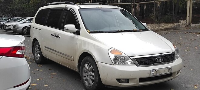 Kia Carnival-19