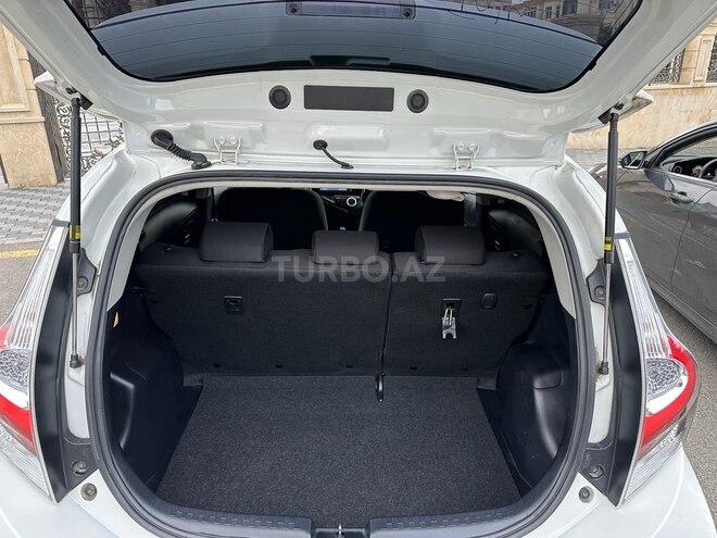 Toyota Aqua 2017, 150,000 km - 1.5 l - Bakı