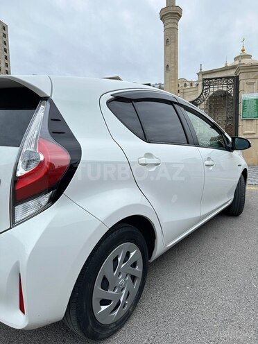 Toyota Aqua 2017, 150,000 km - 1.5 l - Bakı