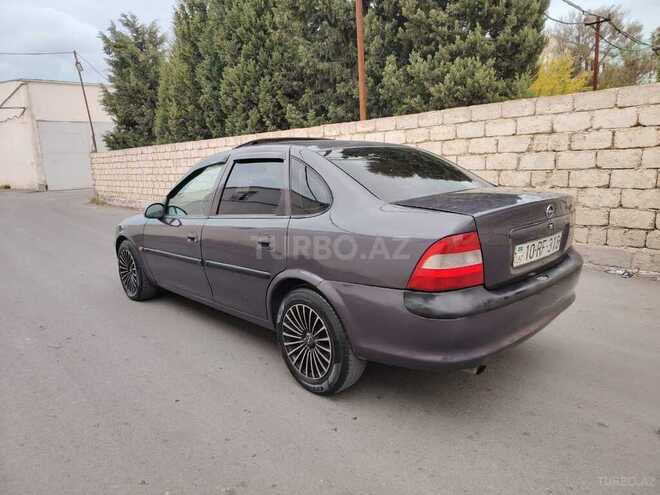 Opel Vectra 1995, 342,222 km - 1.8 l - Sumqayıt
