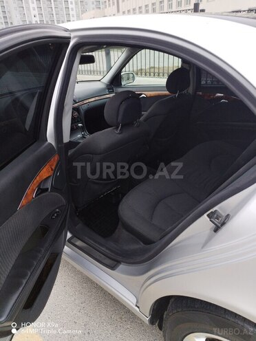 Mercedes E 220 d 2002, 414,771 km - 2.2 l - Bakı