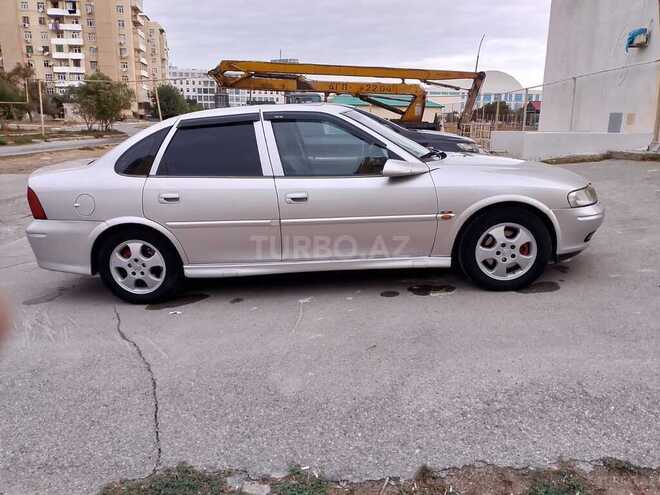 Opel Vectra 2001, 280,000 km - 1.8 l - Bakı
