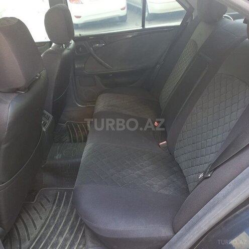 Mercedes E 240 2000, 190,000 km - 2.4 l - Bakı