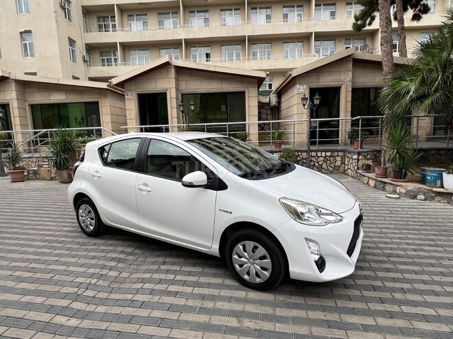 Toyota Aqua 2017, 41,500 km - 1.5 л - Bakı