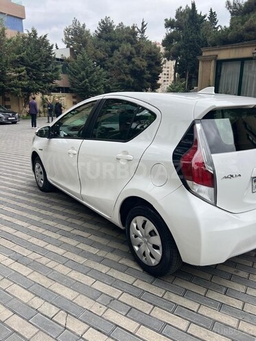 Toyota Aqua 2017, 41,500 km - 1.5 л - Bakı