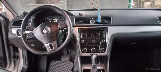 Volkswagen Passat 2012, 195,620 km - 2.5 l - Cəlilabad