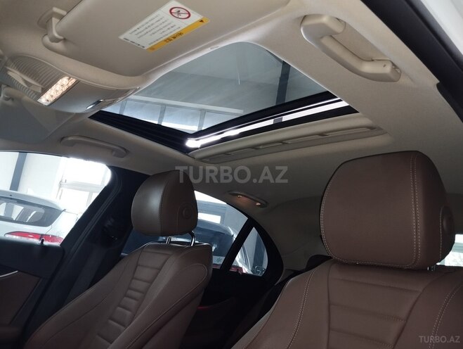 Mercedes E 200 d 2019, 143,000 km - 2.0 л - Bakı
