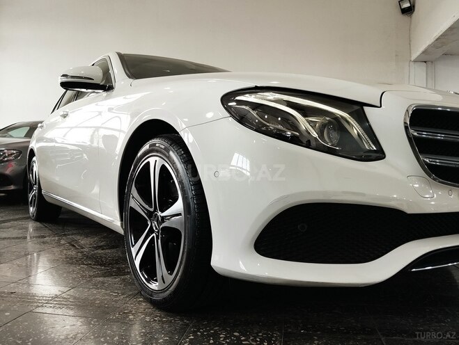 Mercedes E 200 d 2019, 143,000 km - 2.0 л - Bakı