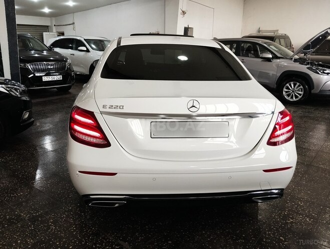 Mercedes E 200 d 2019, 143,000 km - 2.0 л - Bakı