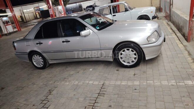 Mercedes C 180 1998, 323,000 km - 1.8 l - Cəlilabad