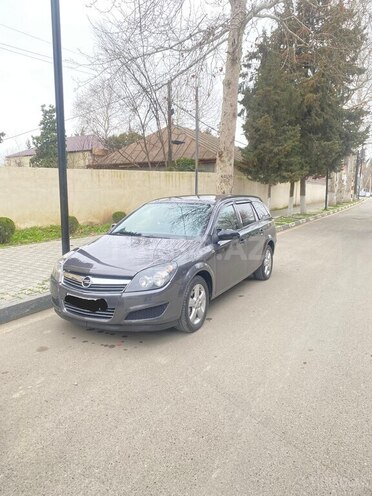 Opel Astra 2010, 253,000 km - 1.4 l - Bakı