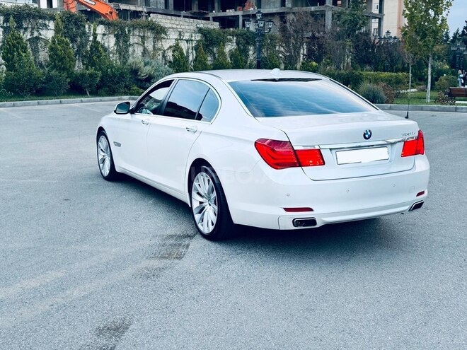 BMW 750 2010, 133,702 km - 4.4 л - Bakı