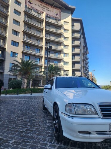 Mercedes C 220 d 1999, 999,999 km - 2.2 l - Gəncə