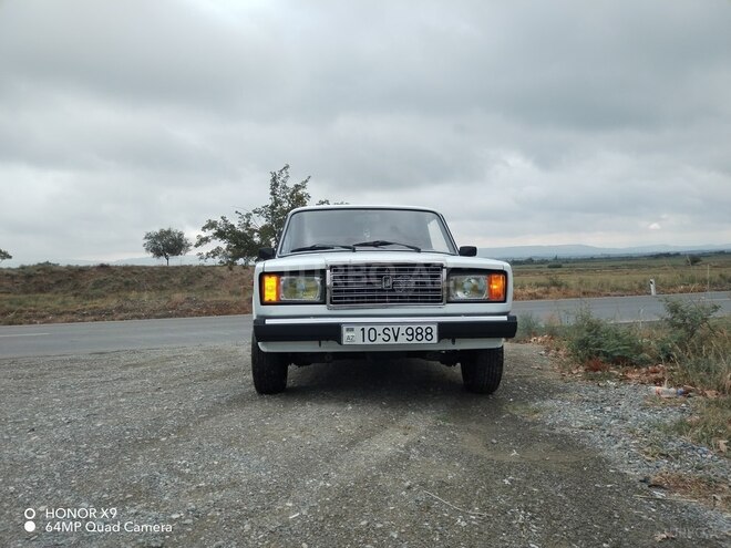 LADA (VAZ) 2107 2006, 26,784 km - 1.6 l - Füzuli