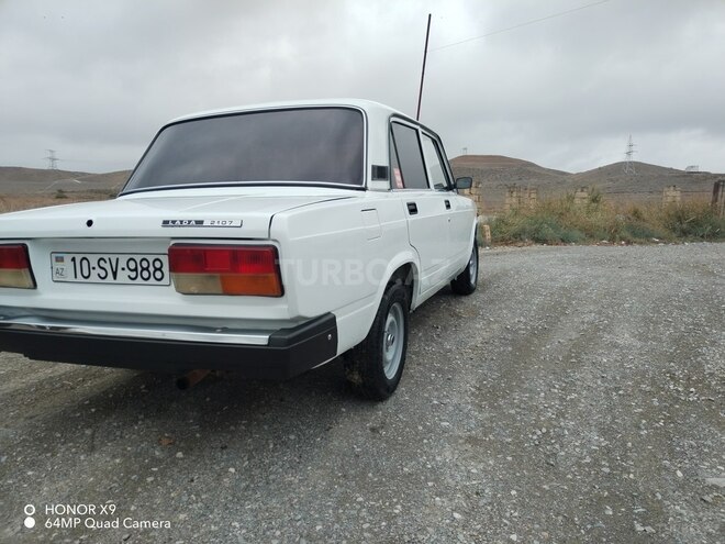 LADA (VAZ) 2107 2006, 26,784 km - 1.6 l - Füzuli