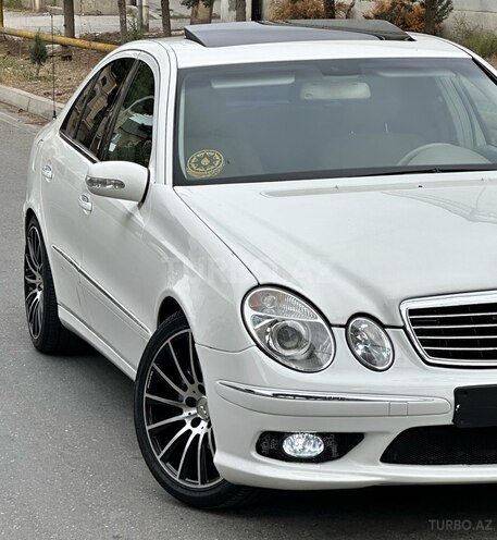 Mercedes E 320 2002, 299,000 km - 3.2 л - Bakı