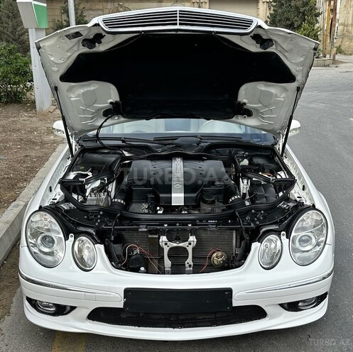 Mercedes E 320 2002, 299,000 km - 3.2 л - Bakı
