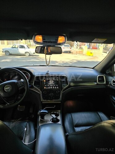 Jeep Grand Cherokee 2013, 174,000 km - 3.6 л - Qazax