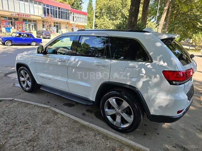 Jeep Grand Cherokee 2013, 174,000 km - 3.6 л - Qazax