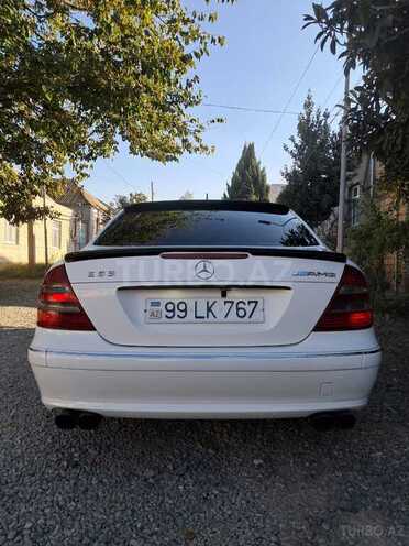 Mercedes E 320 2003, 299,000 km - 3.2 l - Gəncə