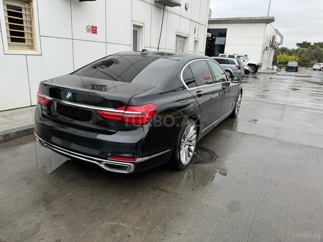 BMW 740 2016, 242,400 km - 3.0 l - Bakı
