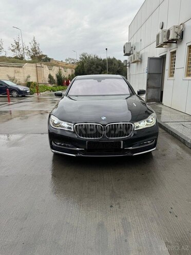 BMW 740 2016, 242,400 km - 3.0 l - Bakı