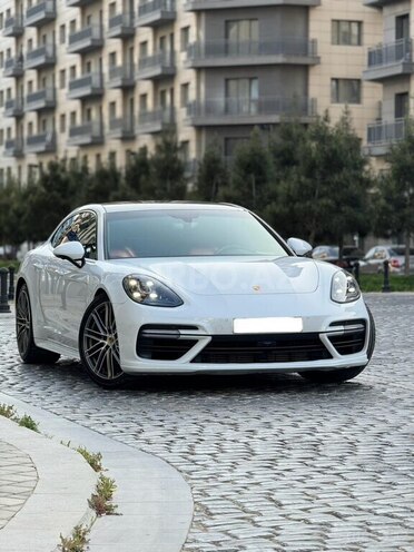 Porsche Panamera 4S 2017, 92,000 km - 2.9 l - Bakı