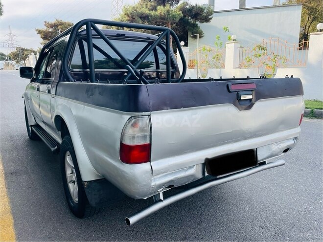 Mitsubishi L200 2004, 224,559 km - 2.5 l - Bakı