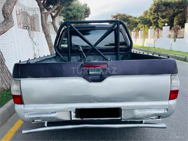 Mitsubishi L200 2004, 224,559 km - 2.5 l - Bakı