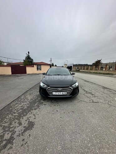 Hyundai Elantra 2016, 196,826 km - 2.0 л - Quba