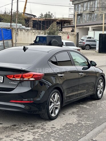 Hyundai Elantra 2016, 196,826 km - 2.0 л - Quba