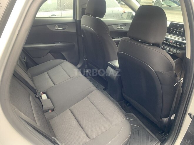 Kia Forte-10