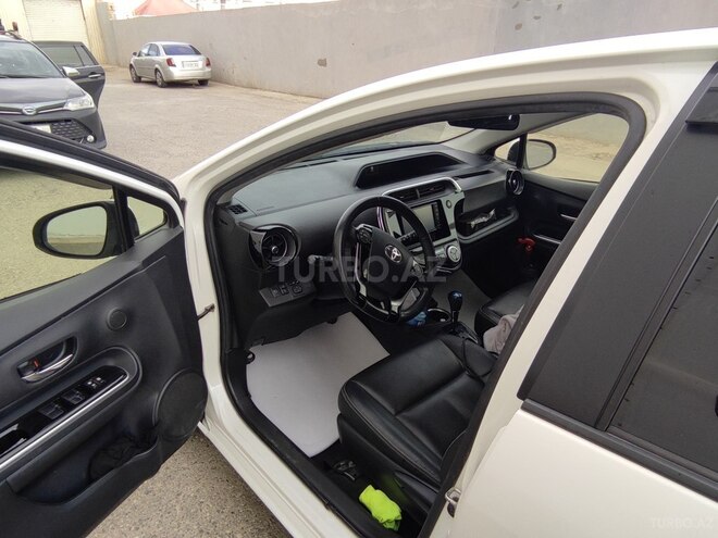Toyota Aqua 2018, 153,389 km - 1.5 л - Bakı