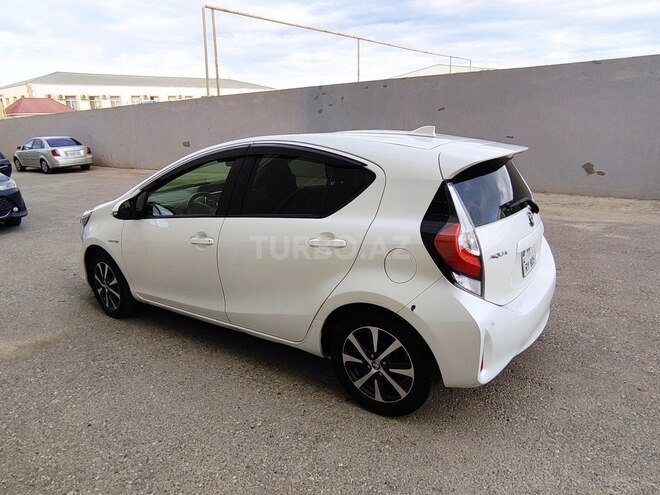 Toyota Aqua 2018, 153,389 km - 1.5 л - Bakı