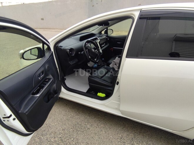 Toyota Aqua 2018, 153,389 km - 1.5 л - Bakı