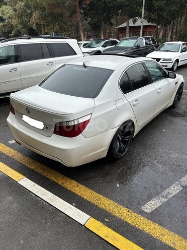 BMW 525 2004, 380,000 km - 2.5 l - Bakı