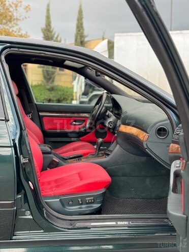 BMW 528 2000, 300,000 km - 2.8 l - Sumqayıt