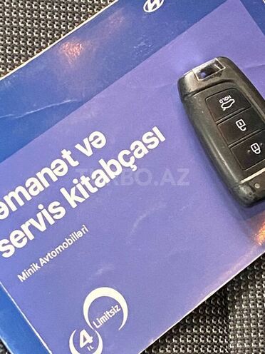 Hyundai Accent-11